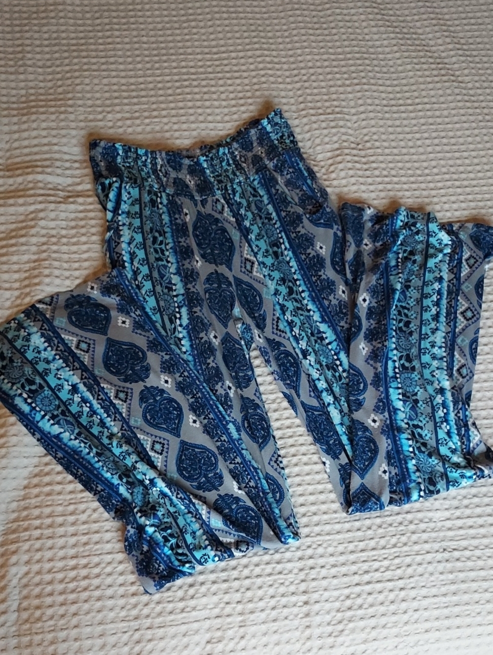Mossimo Supply Co. Blue Patterned Wide-Leg Pants